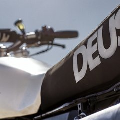 03 SR400 Lightening by Deus